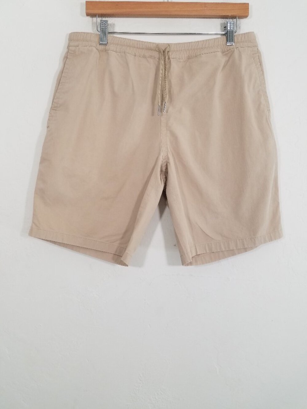 Sandro Paris Khaki Tan Pull-On Chino Casual Drawstring Shorts Size 44